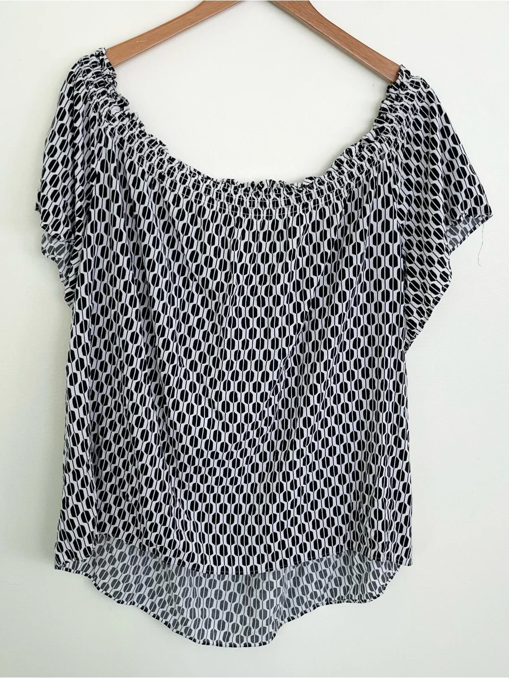 Kate Spade Black and White Geometric Print Flutter Sleeve Blouse XL Extra Large